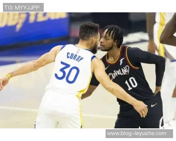 帕金斯呼吁莫布里提升统治力骑士夺冠之路需从他发力开始 帕金斯呼吁莫布里提升统治力骑士夺冠之路需从他发力开始